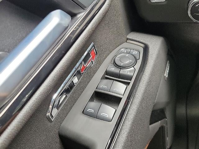 2025 GMC Sierra 1500 Crew Cab Short Box 4-Wheel Drive AT4