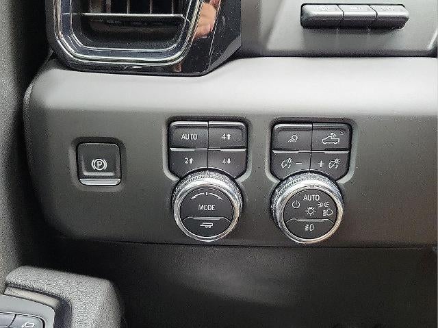 2025 GMC Sierra 1500 Crew Cab Short Box 4-Wheel Drive AT4