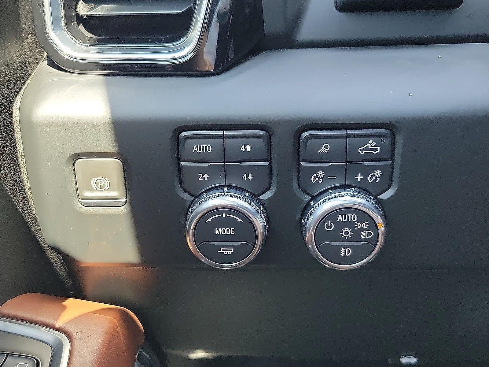 2022 GMC Sierra 1500 Crew Cab Short Box 4-Wheel Drive Denali Ultimate