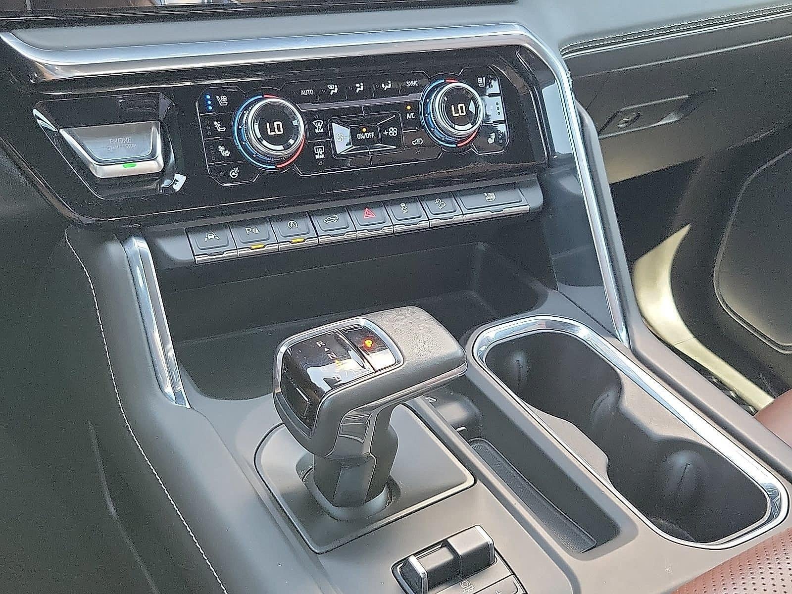 2022 GMC Sierra 1500 Crew Cab Short Box 4-Wheel Drive Denali Ultimate