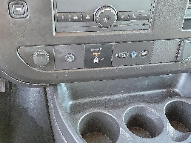 2024 GMC Savana Cargo Van 2500 Regular Wheelbase Rear-Wheel Drive