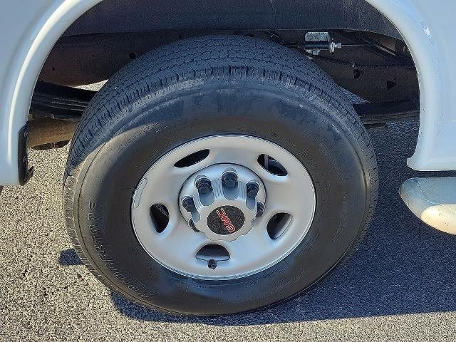 2024 GMC Savana Cargo Van 2500 Regular Wheelbase Rear-Wheel Drive