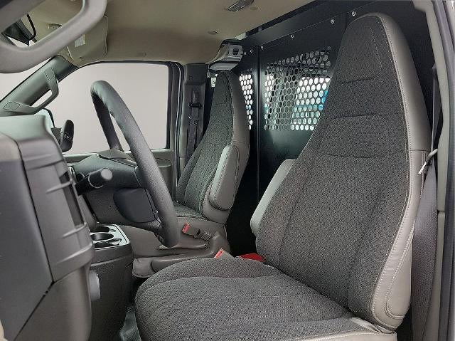 2024 GMC Savana Cargo Van 2500 Regular Wheelbase Rear-Wheel Drive