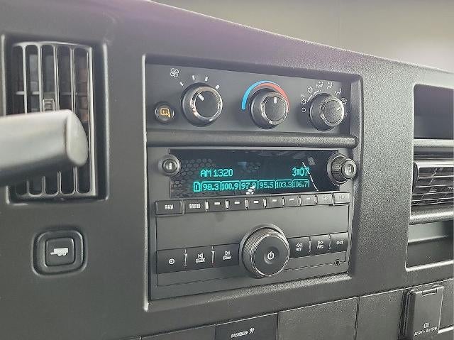 2024 GMC Savana Cargo Van 2500 Regular Wheelbase Rear-Wheel Drive