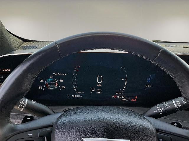2025 Cadillac XT4 AWD 4dr Premium Luxury