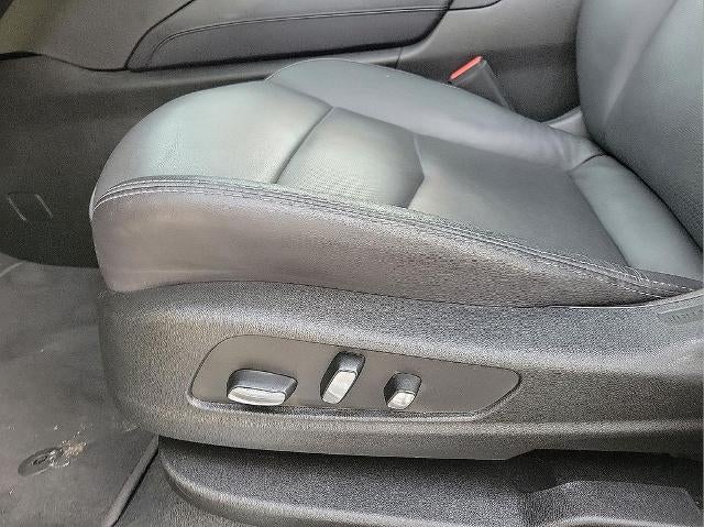 2025 Cadillac XT5 FWD 4dr Premium Luxury