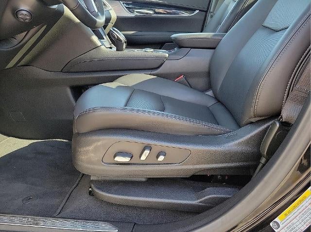 2025 Cadillac XT5 AWD 4dr Premium Luxury