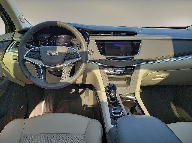 2025 Cadillac XT5 AWD 4dr Premium Luxury