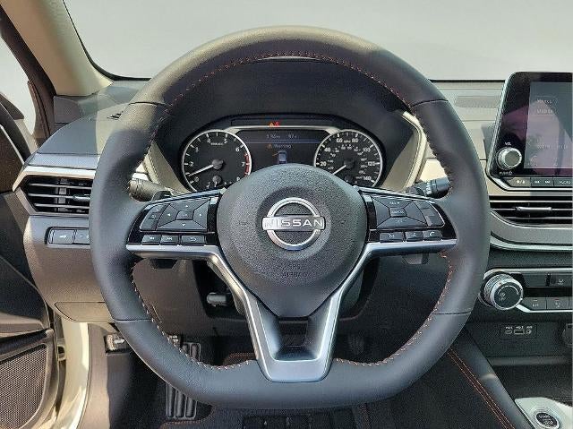 2025 Nissan Altima SR FWD