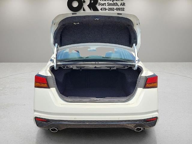 2025 Nissan Altima SR FWD