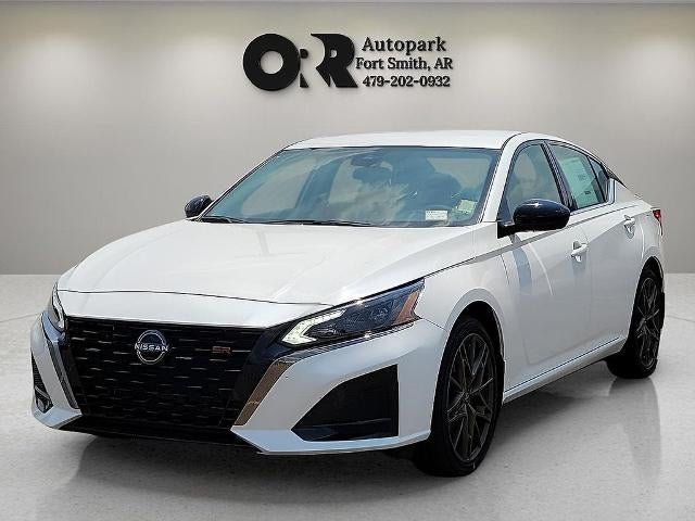 2025 Nissan Altima SR FWD