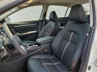 2025 Nissan Altima SR FWD