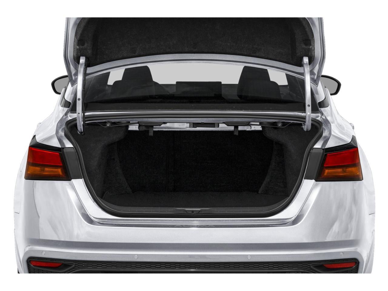 2025 Nissan Altima SR FWD