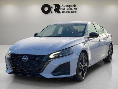2025 Nissan Altima SR FWD