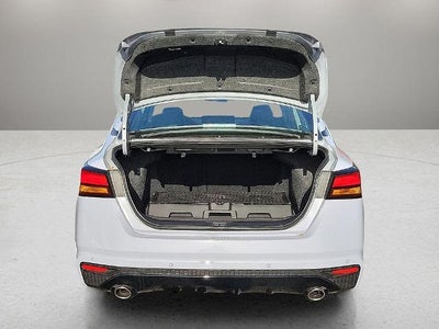 2025 Nissan Altima SR FWD