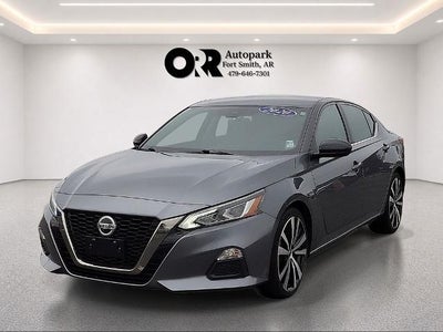 2020 Nissan Altima 2.5 SR Sedan