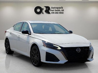 2025 Nissan Altima SR FWD