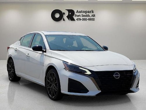 2025 Nissan Altima SR FWD