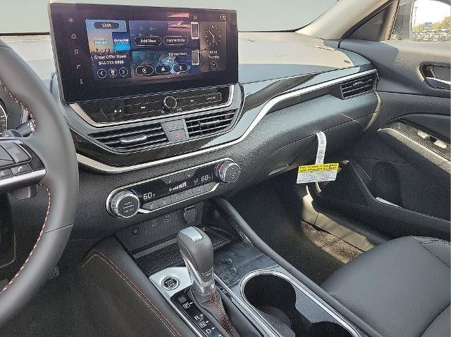 2025 Nissan Altima SR FWD