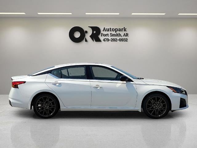 2025 Nissan Altima SR FWD