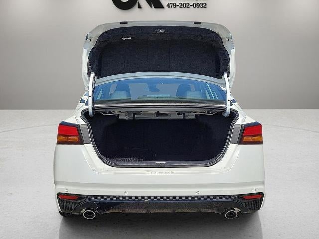 2025 Nissan Altima SR FWD