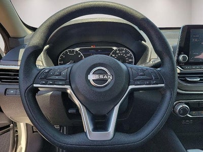 2024 Nissan Altima 2.5 SV Sedan