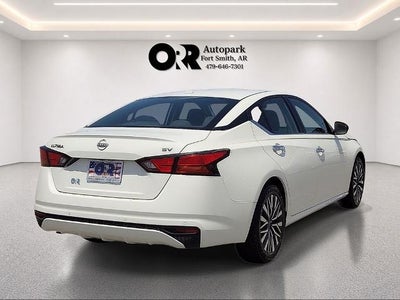 2024 Nissan Altima 2.5 SV Sedan