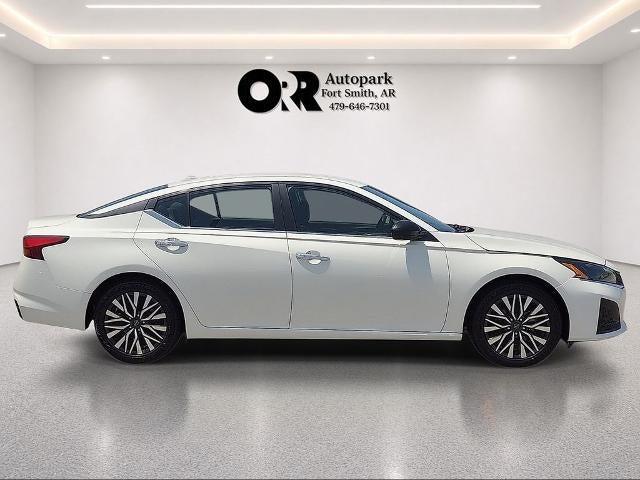 2024 Nissan Altima 2.5 SV Sedan