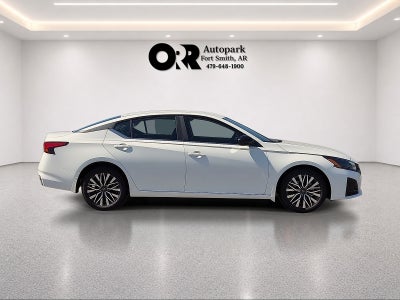 2026 Nissan Altima SV FWD