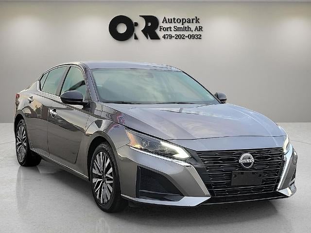 2024 Nissan Altima 2.5 SV Sedan