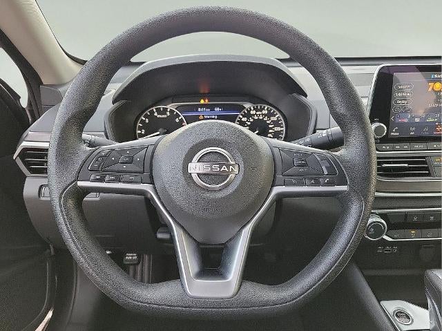 2024 Nissan Altima 2.5 SV Sedan