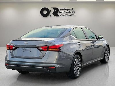 2024 Nissan Altima 2.5 SV Sedan