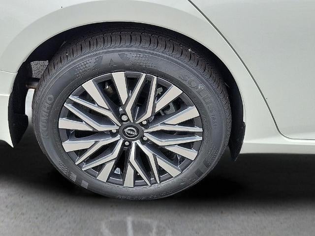 2026 Nissan Altima SV FWD