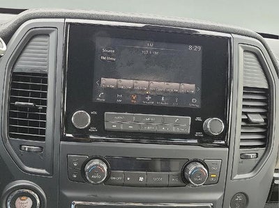 2024 Nissan Titan 4x4 King Cab SV