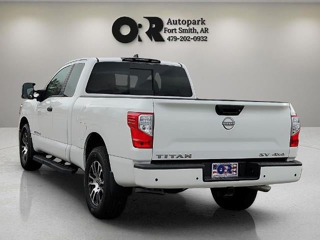 2024 Nissan Titan 4x4 King Cab SV