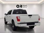 2021 Nissan Titan 4x4 Crew Cab SV