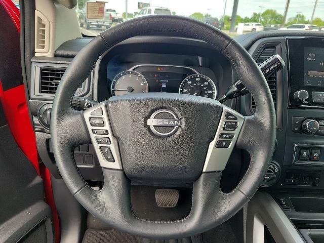 2024 Nissan Titan 4x4 Crew Cab SV