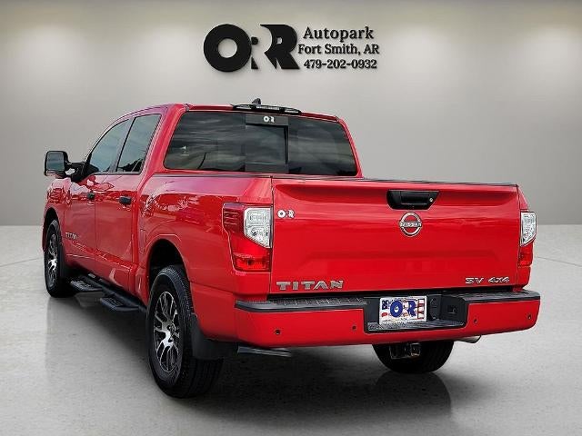 2024 Nissan Titan 4x4 Crew Cab SV