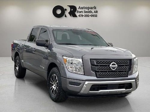 2022 Nissan Titan 4x2 Crew Cab SV
