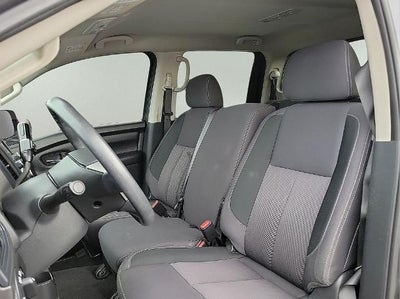 2022 Nissan Titan 4x2 Crew Cab SV