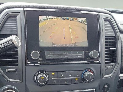 2022 Nissan Titan 4x2 Crew Cab SV