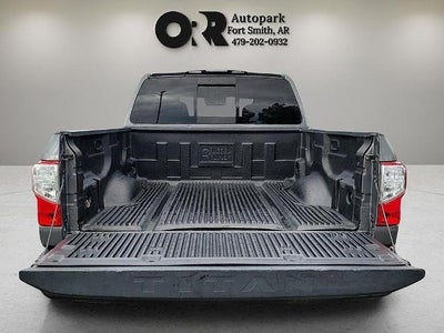 2022 Nissan Titan 4x2 Crew Cab SV