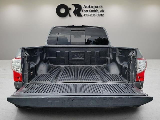 2022 Nissan Titan 4x2 Crew Cab SV