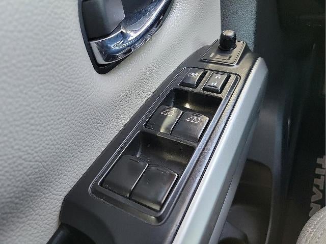 2021 Nissan Titan 4x2 Crew Cab SV