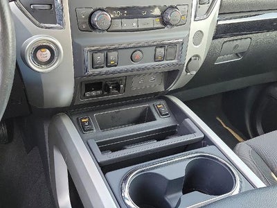 2024 Nissan Titan 4x2 Crew Cab SV