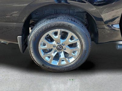 2024 Nissan Titan 4x2 Crew Cab SV