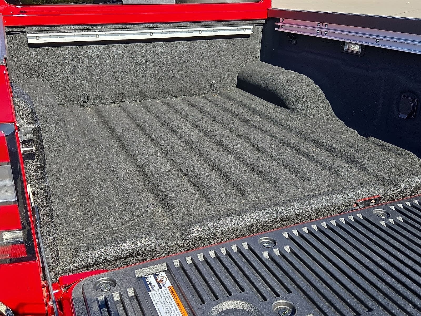 2027 Nissan Frontier Crew Cab 4x2 SV
