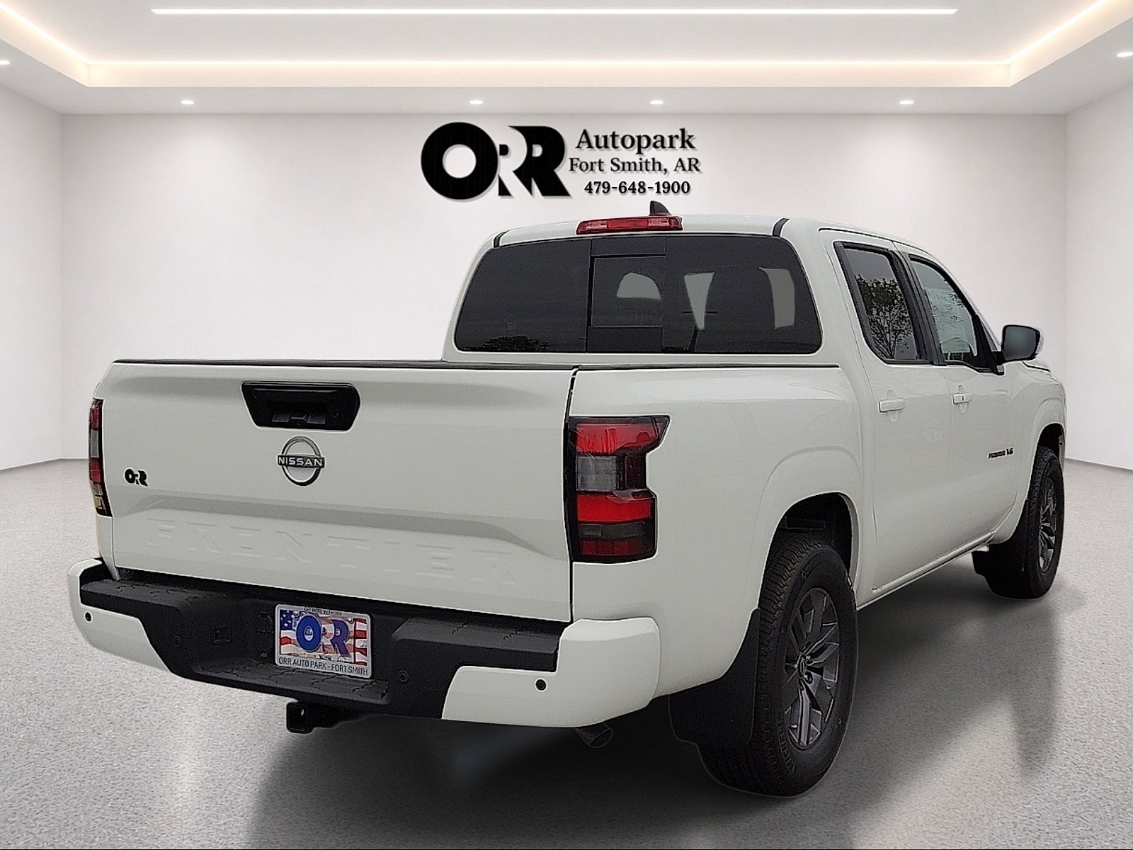 2027 Nissan Frontier Crew Cab 4x2 SV