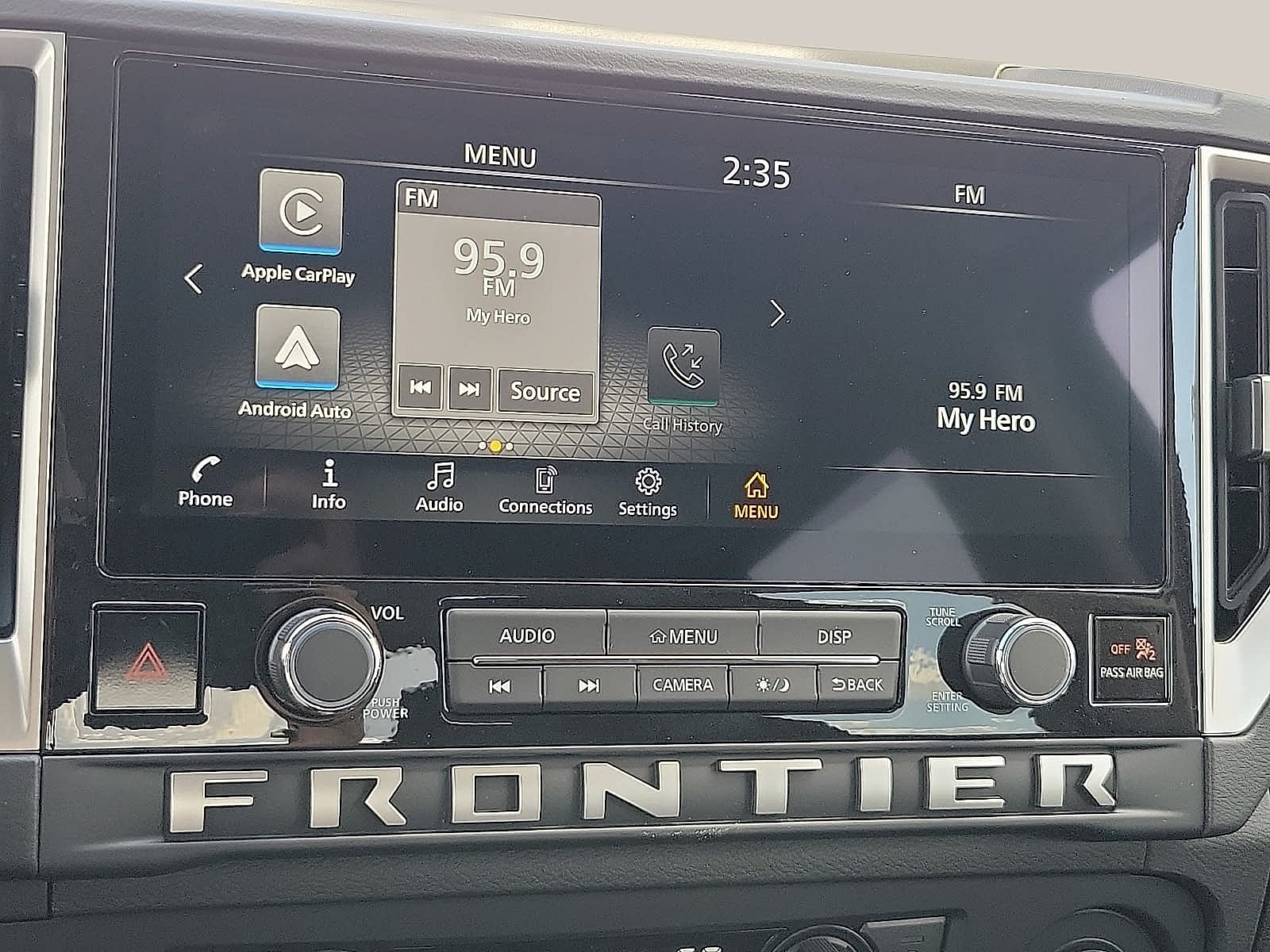 2027 Nissan Frontier Crew Cab 4x2 SV