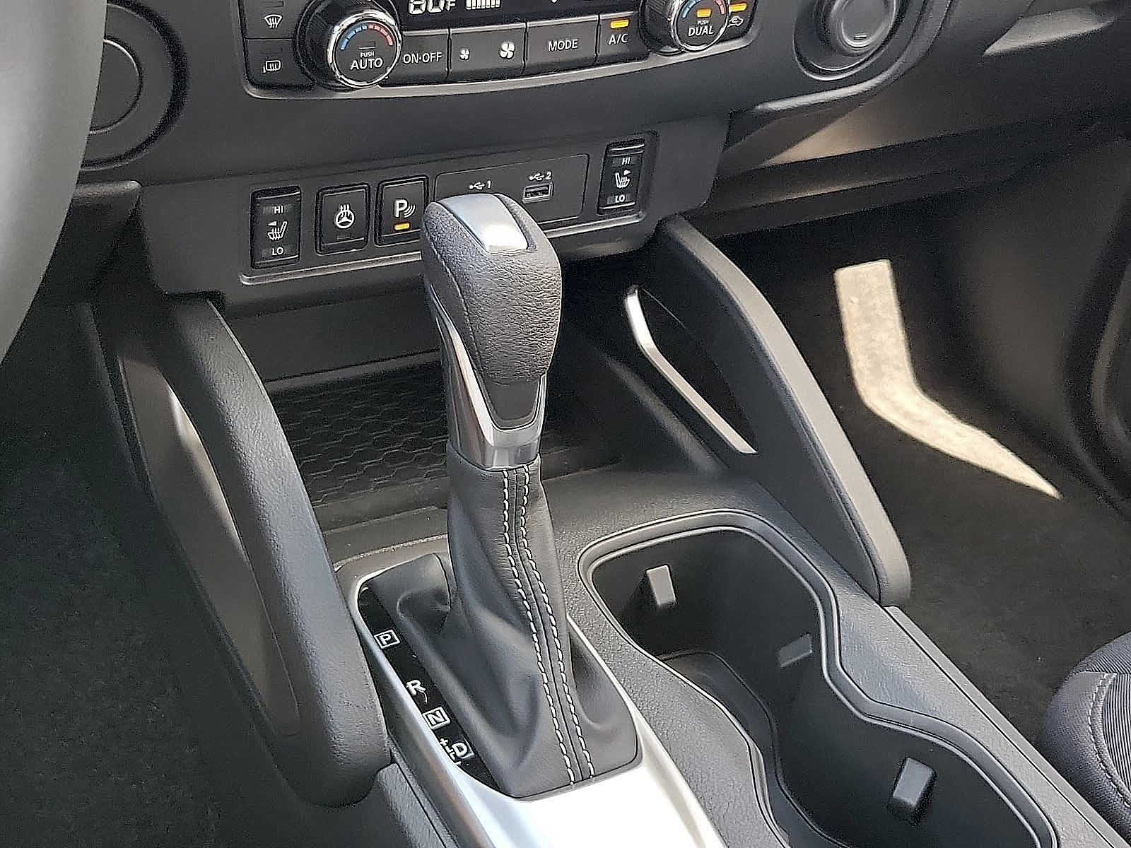 2027 Nissan Frontier Crew Cab 4x2 SV